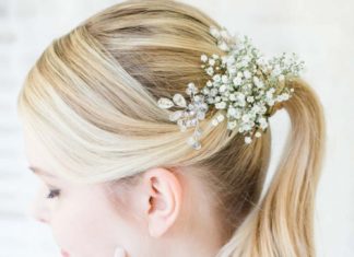 Wedding Hair With Flowers & jewels : 5 Romantische Brautlooks zum Nachstylen EXPRESSION PHOTOS www.hochzeitswahn… #…