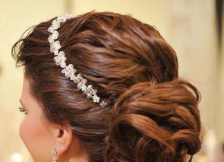 Wedding Hair With Flowers & jewels : Coque com tiara. Ficaria bacana também para soltar o cabelo na festa….