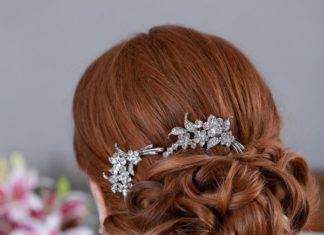 Wedding Hair With Flowers & jewels : Crystal Hair Comb Set Rhinestone Bridal Hair comb by GildedShadows, $47.95…