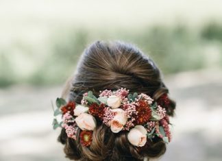 Wedding Hair With Flowers & jewels : romantic bridal hair flowers – photo by Mackensey Alexander ruffledblog.com/……