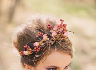 Wedding Hair With Flowers & jewels : The Mad Hatter Wedding…