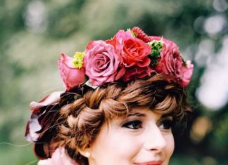 Wedding Hair With Flowers & jewels : Vibrant Fall Florals and Preppy Patterns