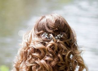 Wedding Hair With Flowers & jewels : Wedding Hairstyles for a Gorgeous Wavy Look – MODwedding