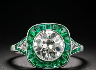 Engagement Rings & Wedding Rings : Emerald Engagement Rings for May – Mon Cheri Bridals