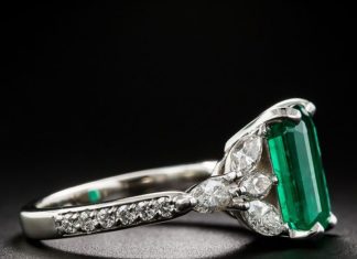 Engagement Rings & Wedding Rings : Emerald Engagement Rings for May – Mon Cheri Bridals
