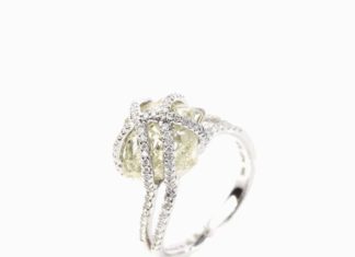 Engagement Rings & Wedding Rings : Truly One Of A Kind And Original Engagement Rings by Diamond In The Rough – Mon Cheri Bridals