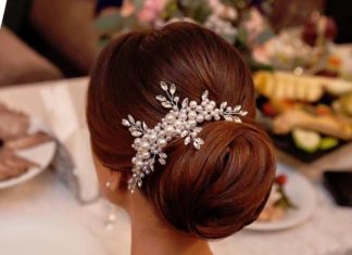 Wedding Hair With Flowers & jewels : 20 Gorgeous Wedding Hairstyles – Belle The Magazine