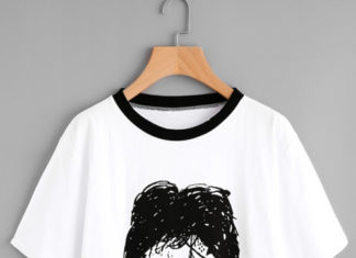 Street Style : streetstyleplatform:Black and White T-shirt