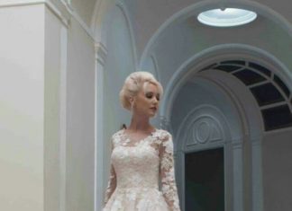 Short Wedding Dresses : Lovely…