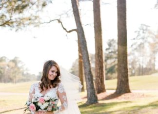 Beautiful Brand Wedding Dresses : Beautiful classic wedding gown: www.stylemepretty… Photography: Dana Fernandez…