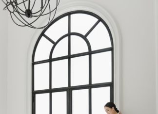 Beautiful Brand Wedding Dresses : Chic wedding dress: www.stylemepretty… Photography: Darinimages – www.darinima…