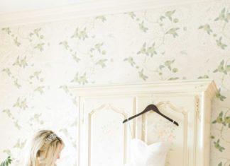 Beautiful Brand Wedding Dresses : Elegant Monique Lhuillier wedding dress: Photography : Christy Nicole Photograph…