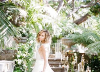 Beautiful Brand Wedding Dresses : Elegant Monique Lhuillier wedding dress: www.stylemepretty… Photography: Rebec…
