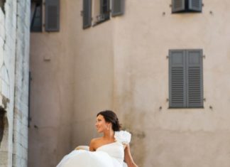 Beautiful Brand Wedding Dresses : Elegant wedding gown: www.stylemepretty… Photography: Lucky Bird – myluckybird…