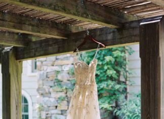 Beautiful Brand Wedding Dresses : Embellished Monique Lhuillier wedding dress: www.stylemepretty… Photography: C…