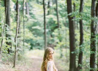 Beautiful Brand Wedding Dresses : For a rustic wedding: www.stylemepretty… Photography: Andrew Mark – andrewmark…