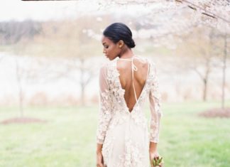 Beautiful Brand Wedding Dresses : Plunging back blush wedding dress: Photography: Angela Newton Roy – angelanewton…