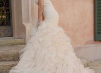 Beautiful Brand Wedding Dresses : Princess-Worthy Wedding Dress Trains…