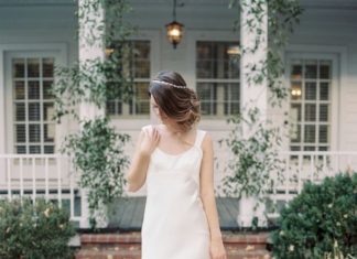 Beautiful Brand Wedding Dresses : Simplicity and sophistication all in one! www.stylemepretty… Photography: Mich…