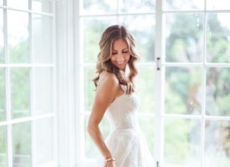 Beautiful Brand Wedding Dresses : Strapless Monique Lhuillier wedding dress: Photography : Anna Delores Photograph…