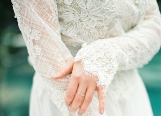 Beautiful Brand Wedding Dresses : Stunning lace wedding dress: www.stylemepretty… Photography: Momento Cativo – …