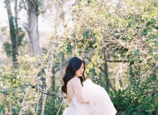 Beautiful Brand Wedding Dresses : Whimsical Hayley Paige wedding dress: Photography: Carmen Santorelli – carmensan…