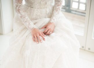 Beautiful Brand Wedding Dresses : www.stylemepretty… Photography: Les Anagnou – lesanagnou.com/…