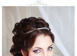 Best Hair Style For Bride : half up hairstyle for wedding with simple headpiece / www.deerpearlflow……