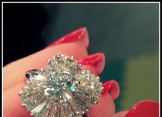 Diamond Rings : 1930's ballerina-style diamond engagement ring. Via Diamonds in the Library….