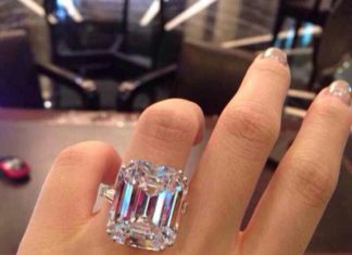 Diamond Rings : 27.42 carat Graff Diamond ring…