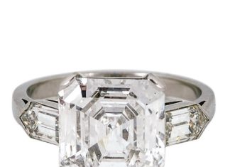 Diamond Rings : 4.76 Carat Asscher Cut Diamond Platinum Ring | 1stdibs.com
