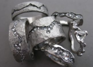 Diamond Rings : 950 palladium, diamonds…