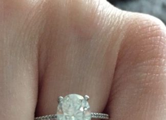 Diamond Rings : 9x7mm Oval Moissanite Ring : Moissanite Center Stone…