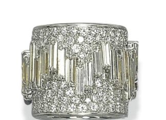 Diamond Rings : A DIAMOND BAND…