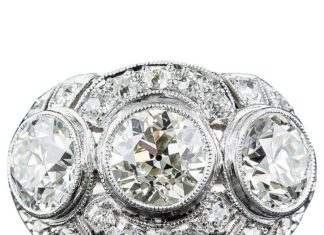 Diamond Rings : Art Deco 3.65 Carat Diamond Platinum Three-Stone Ring | 1stdibs.com