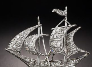 Diamond Rings : Art Deco Platinum and Diamond Schooner Brooch, From the four billowing white sai…