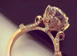 Diamond Rings : diamond rings…