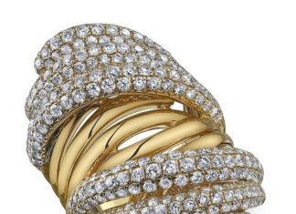 Diamond Rings : Fashion Ring With Diamonds