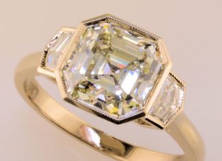 Diamond Rings : Look at this unusual engagement ring! A gorgeous Asscher cut diamond is flanked …
