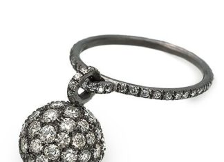 Diamond Rings : Nina Runsdorf…