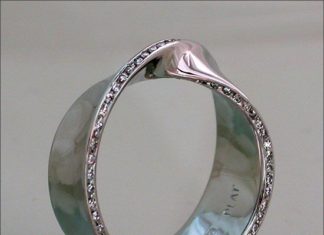 Diamond Rings : Ring | Phillip Schmidt. Platinum, diamonds…