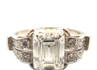 Diamond Rings : Timeless Art Deco 2.05 Carat Emerald Cut Diamond Platinum Engagement Ring | 1stdibs.com