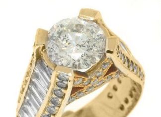 Diamond Rings : Yellow Gold Baguette & Round Diamond Engagement Ring…