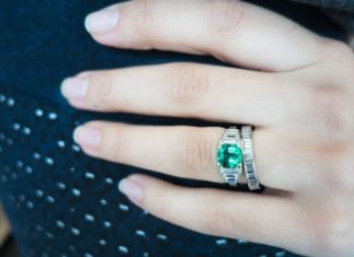Engagement Rings & Wedding Rings : Stunning Art Deco Emerald Engagement Ring – Mon Cheri Bridals
