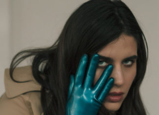 Fashion : Blue PHOTOGRAPHER: PAOLO AZARRAGASTYLIST: LUCIA PERNAMUA/H: MILA…