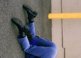 Fashion Editorial : 1010ll:
https://instagram.com/p/BMzmUQ_jaN3/