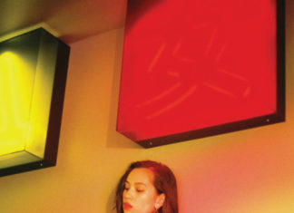 Fashion Editorial : coq:monika mogi