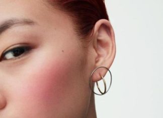 Fashion Editorial : HoYeon Jung by Nicolas Kantor for Vogue Japan September…