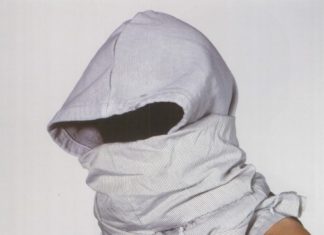 Fashion Editorial : rafswerk:
“Masquerade”
Derrick by Richard Burbridge for Another…