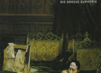 Fashion Editorial : saloandseverine:
Vogue Deutsch October 2002, Die grosse Euphorie…